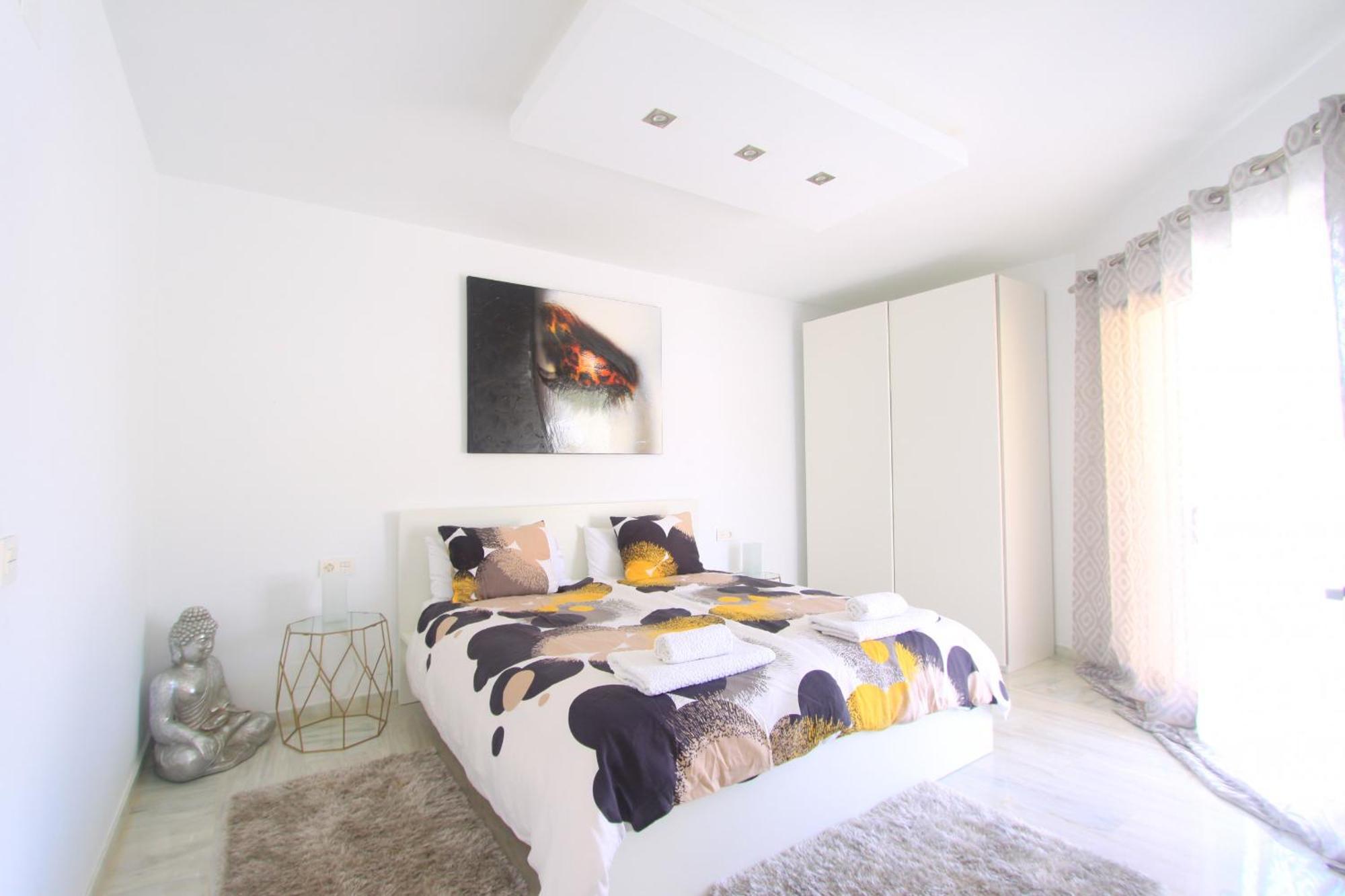 1080 Beachfront Penthouse 3 Floors Jacuzzi 2 Pools Wifi Roof Terrace Marbella Bagian luar foto